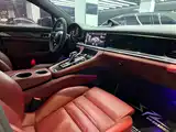 Photo 11 - Porsche Panamera