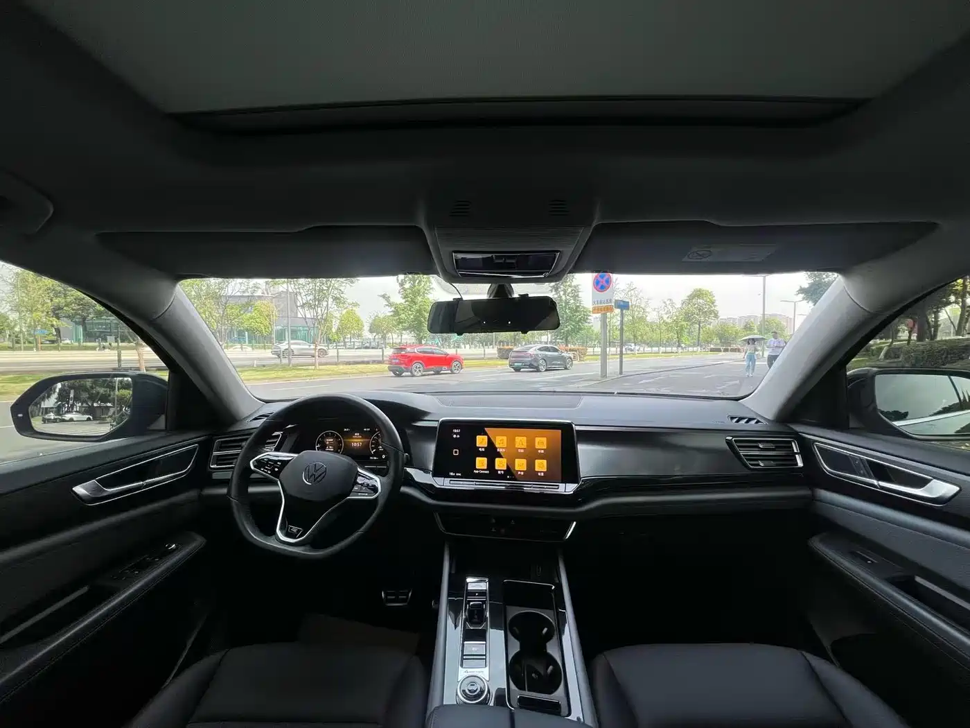 VOLKSWAGEN TOURANG