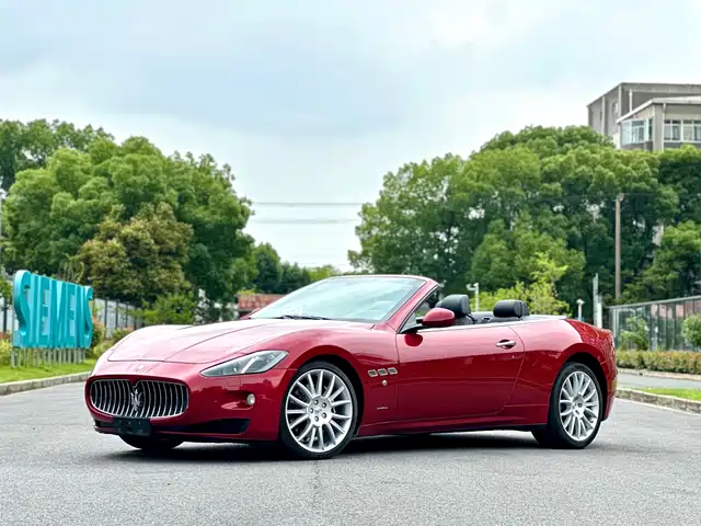  Maserati GranCabrio 2012 4.7L Sport