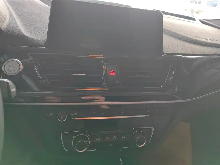 BMW 1 Series 2021 Facelift 120i M Sport фото 13