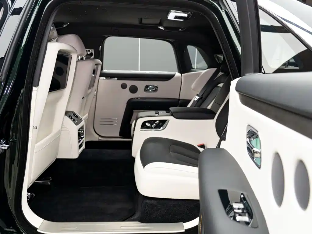 Фото 12 - Rolls-Royce Ghost