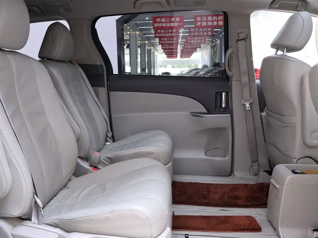 Toyota Previa 2007 3.5L 7-Seater Luxury фото 22