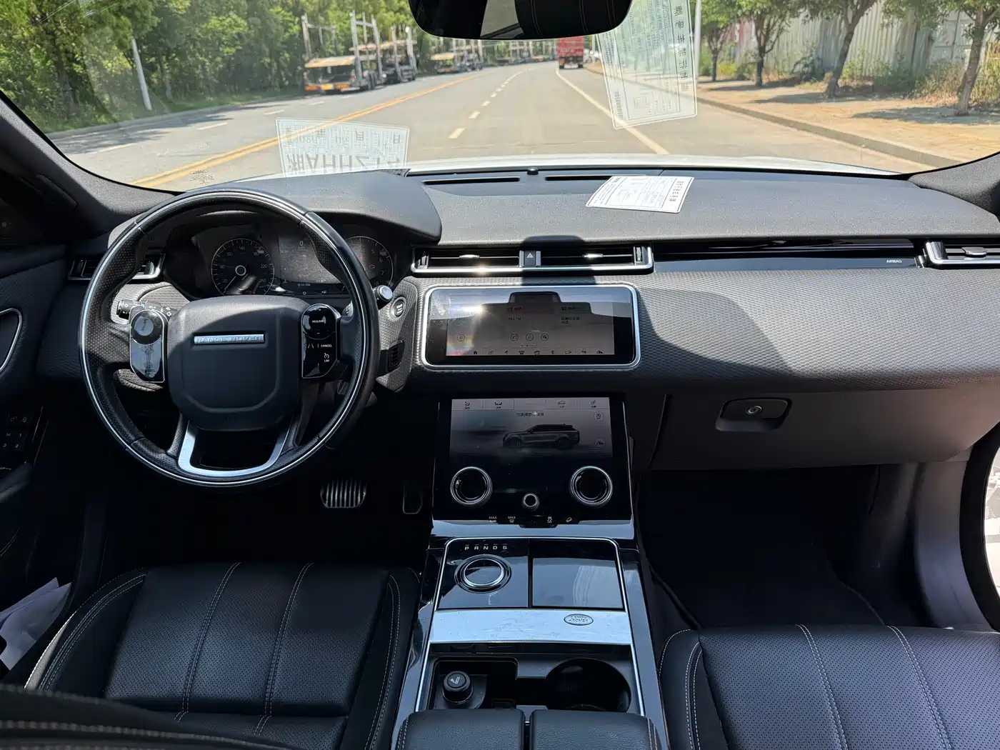 Land Rover Range Rover Velar 2018 P300 S фото 13