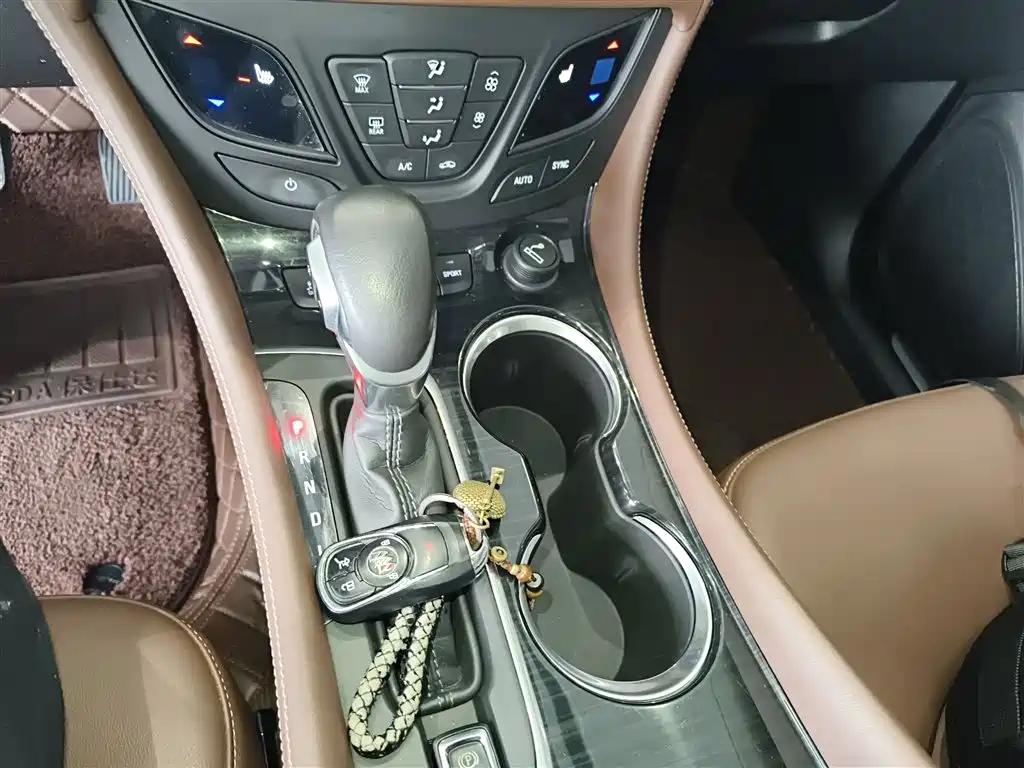 Buick Envision Plus 2020 28T AWD Elite фото 10