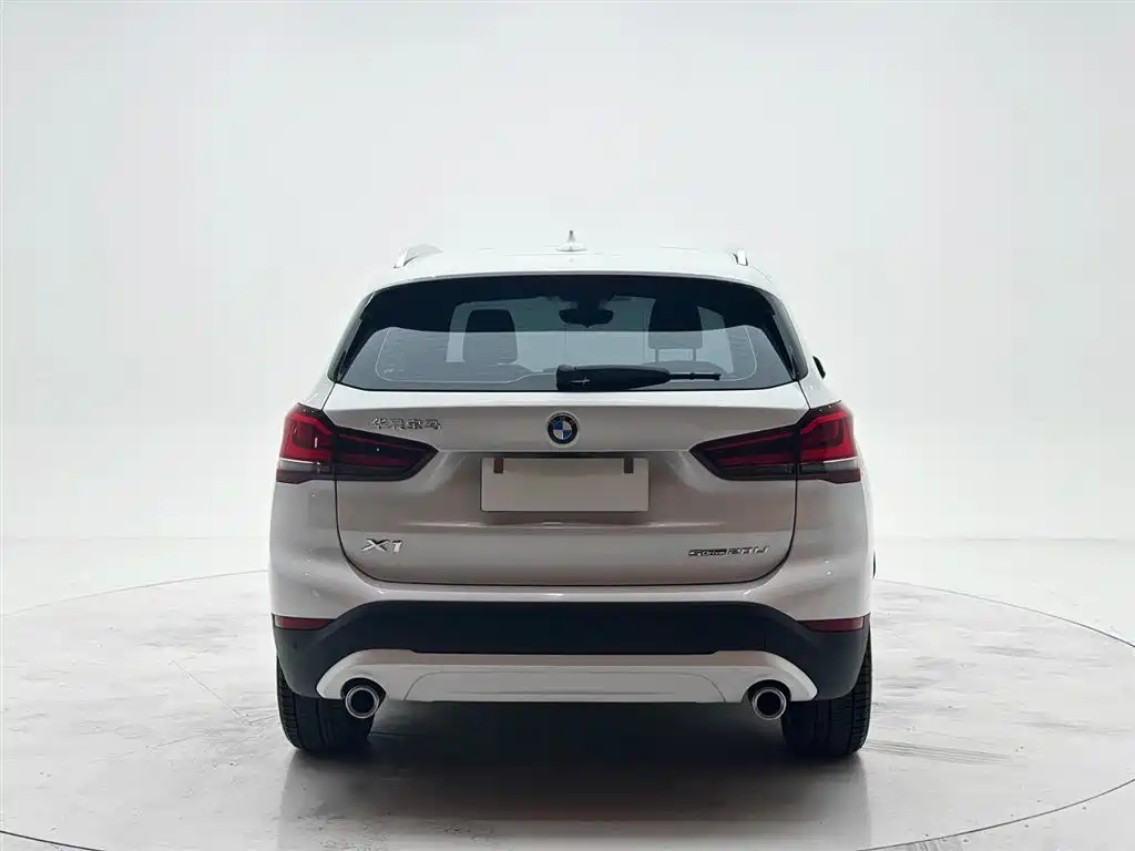 BMW X1 2021 Facelift sDrive20Li Fashion фото 5
