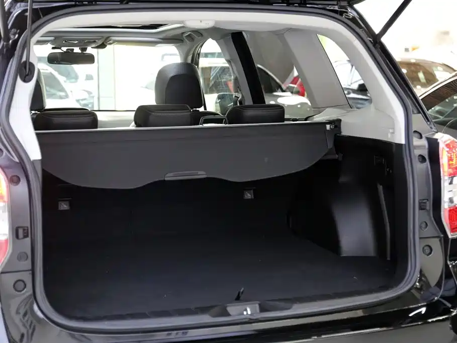Subaru Forester 2013 2.0T Automatic Premium Navigation Edition фото 22