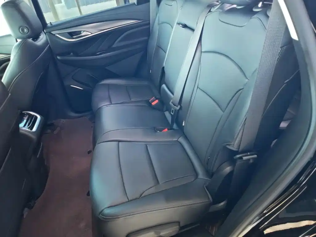 Buick Enclave 2023 2022 652T 2WD Premium 7-Seater