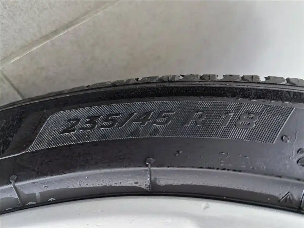 Hongqi H7 2015 3.0L Premium фото 24