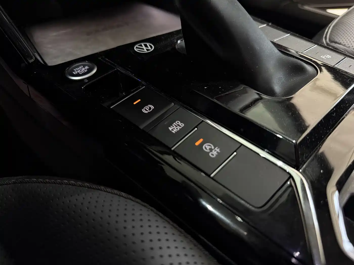 Volkswagen Passat 2024 380TSI Dragon Glory Edition фото 9