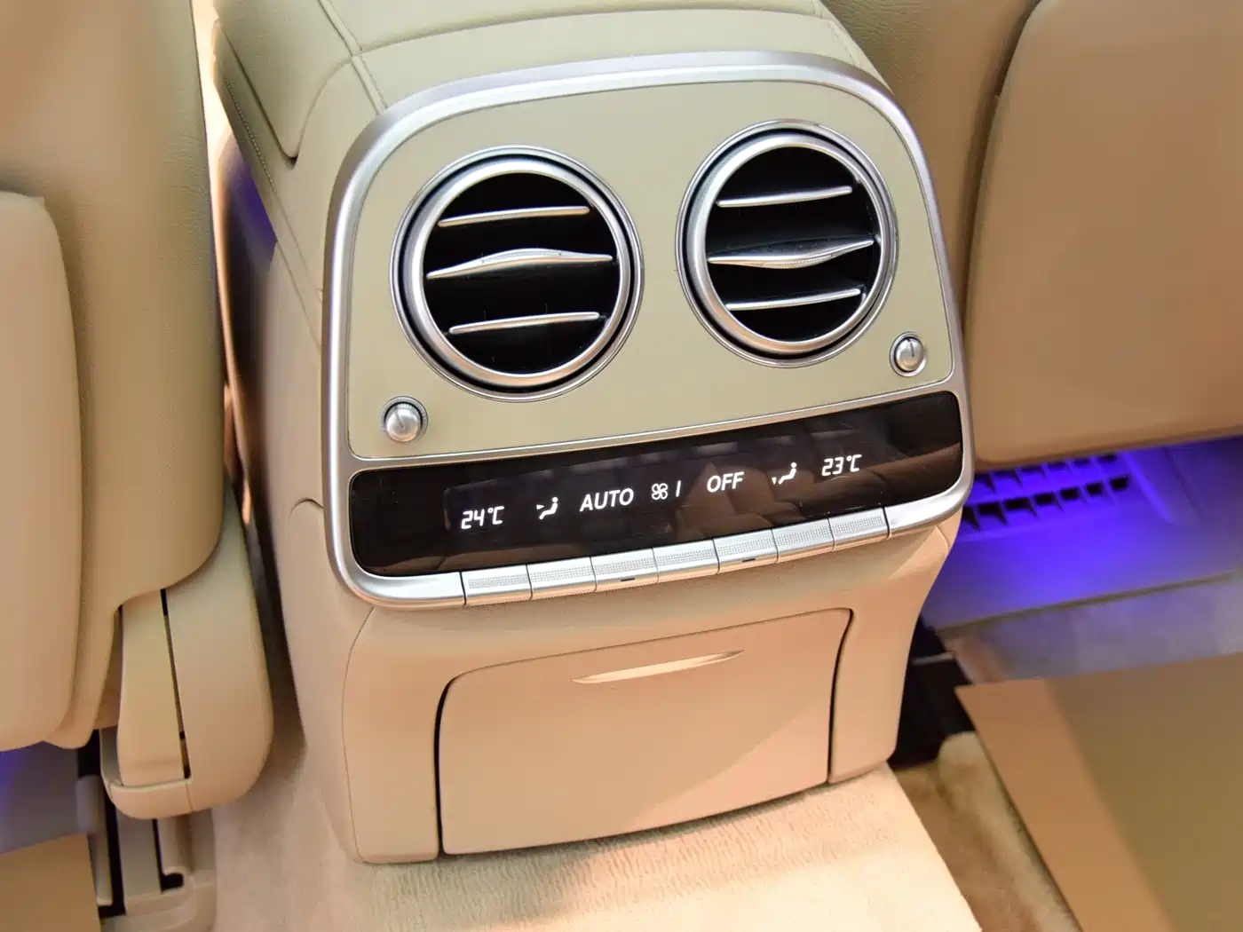 Mercedes-Benz S-Class 2014 S 320 L Business фото 9