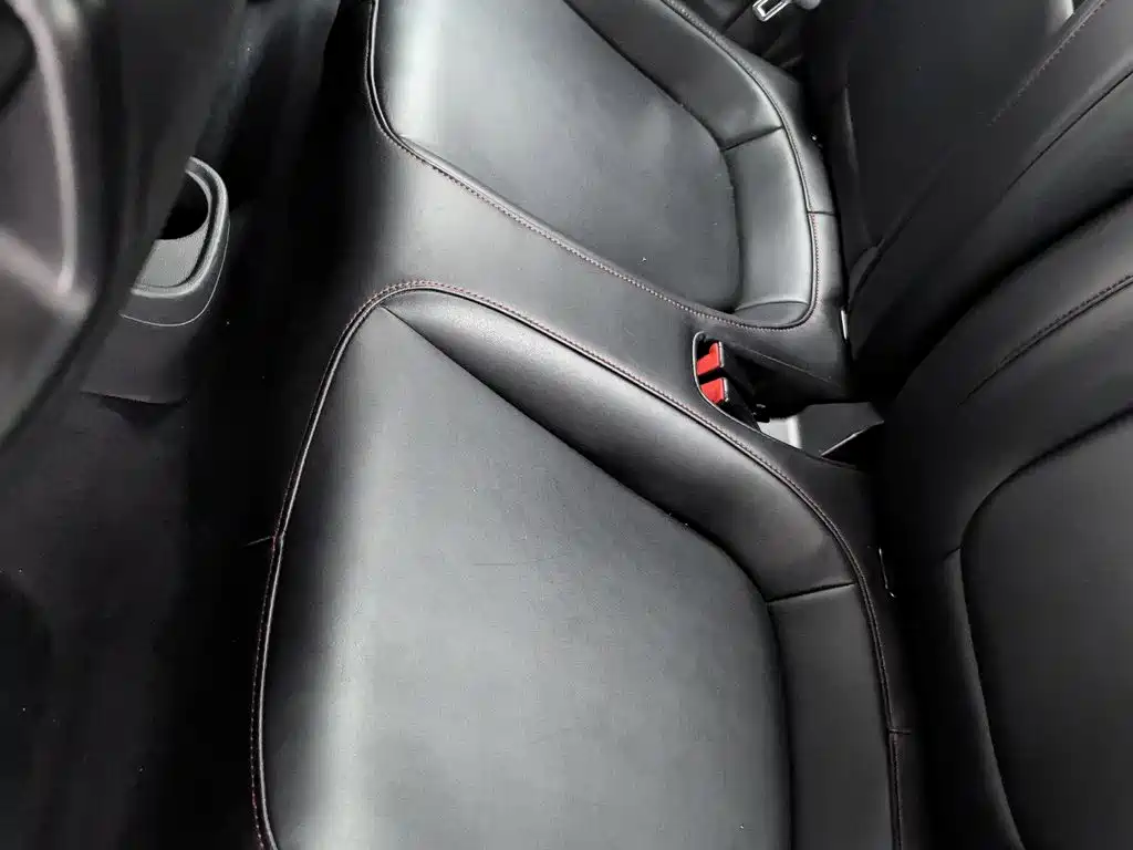 Photo 15 - Volkswagen Beetle