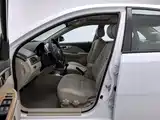 Фото 10 - Buick Excelle