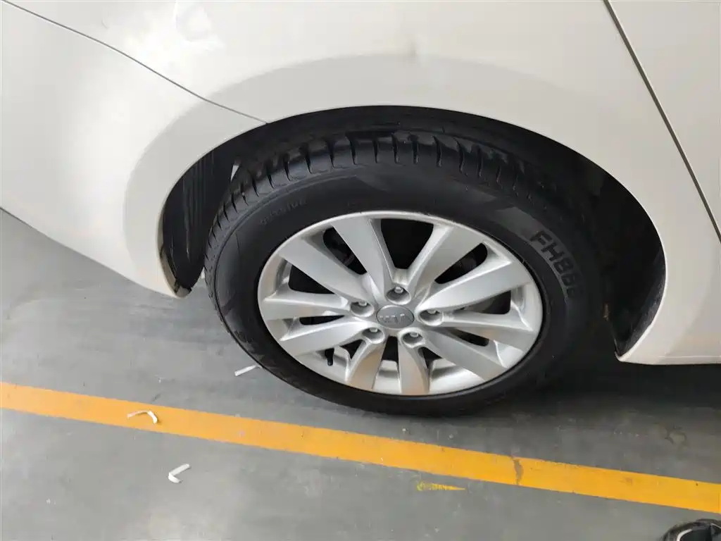 Kia K3 2015 1.6L Automatic GLS фото 22
