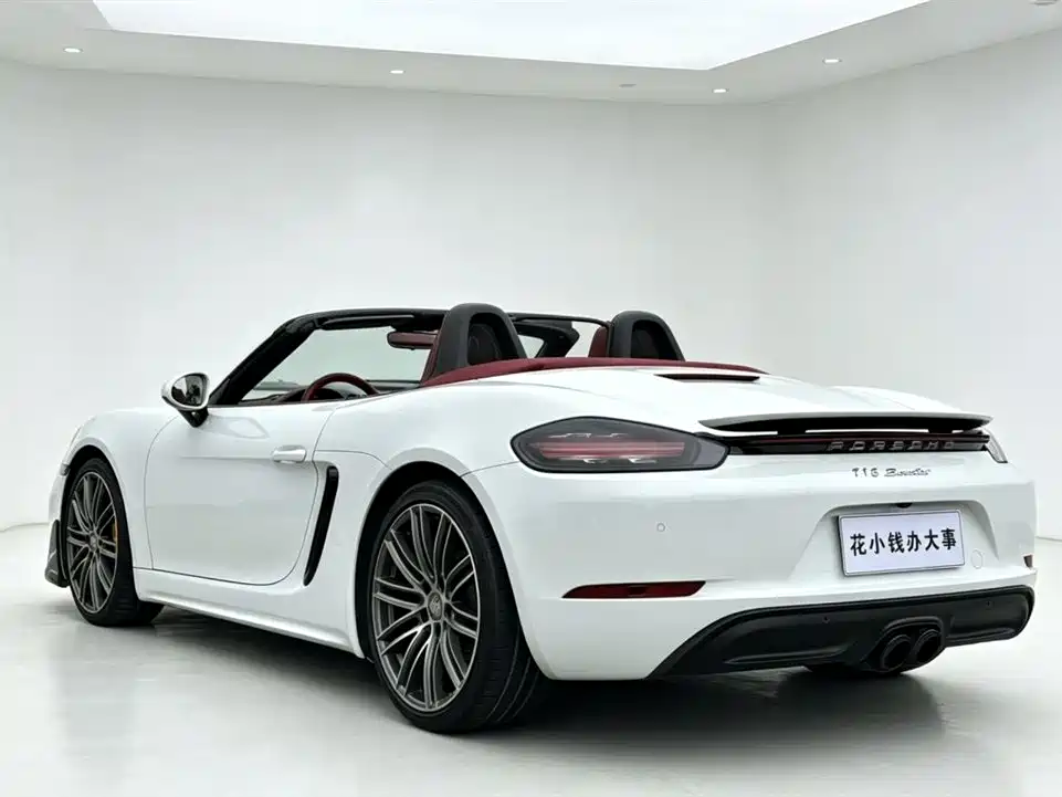 Porsche 718 2016 Boxster 2.0T фото 9