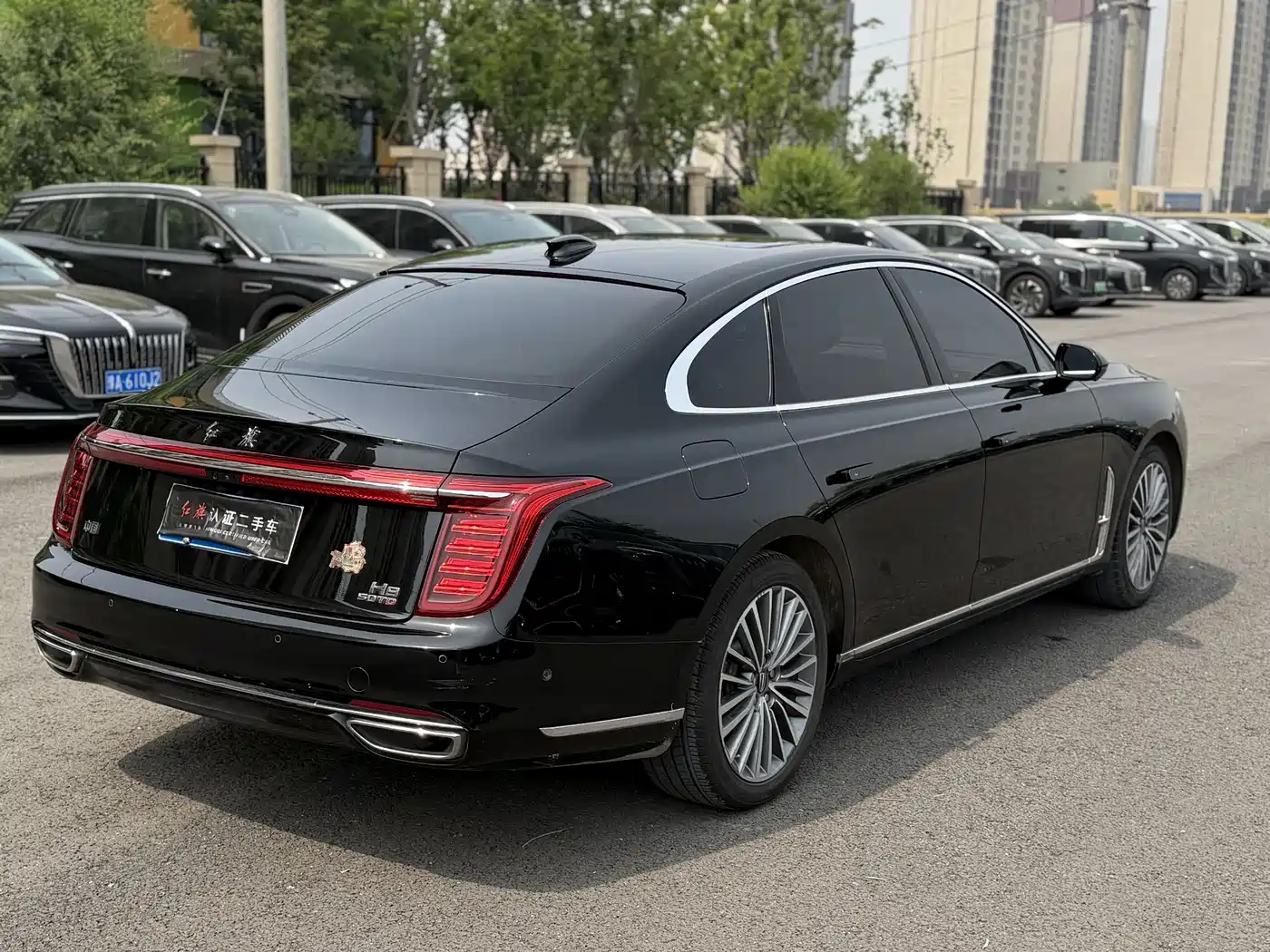 Hongqi H9 2022 2.0T Smart Connect Flag Smooth Edition фото 12