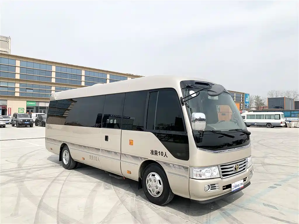 Toyota Coaster 2015 4.0L Premium Bus GRB53L-ZCMSK 20-seater Special Edition фото 22