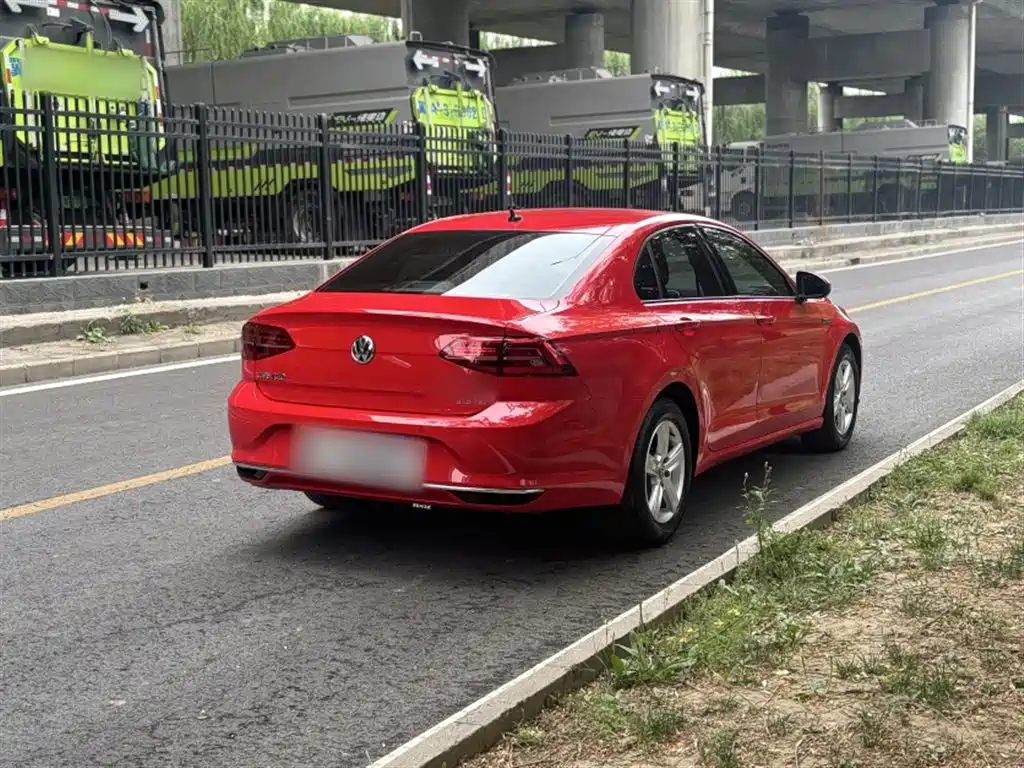Volkswagen Lamando 2019 230TSI DSG Trend Edition China V фото 7