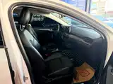 Фото 10 - Ford Focus