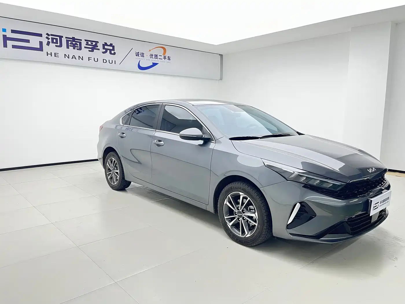 Kia K3 2024 1.5L CVT Comfort Premium Edition фото 3