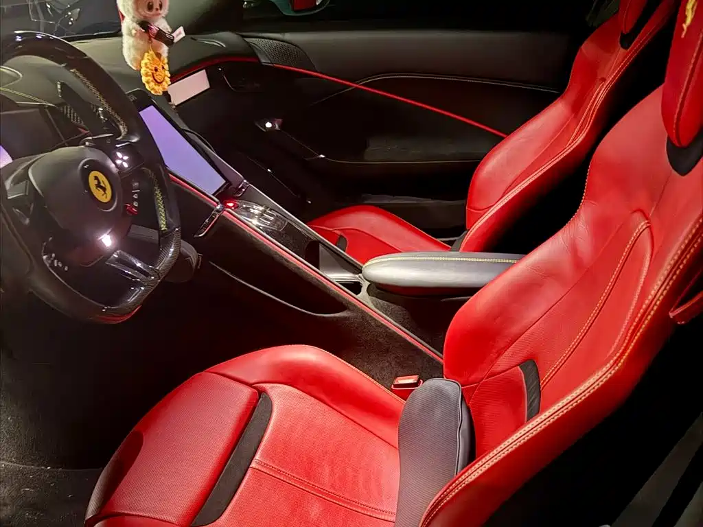 Ferrari Roma 2023 2020 3.9T V8