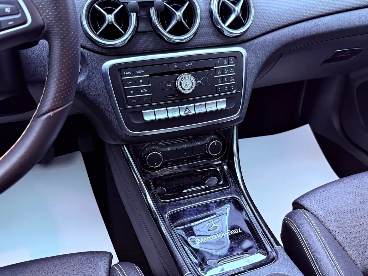 Mercedes-Benz GLA 2018 GLA 200 Dynamic фото 14