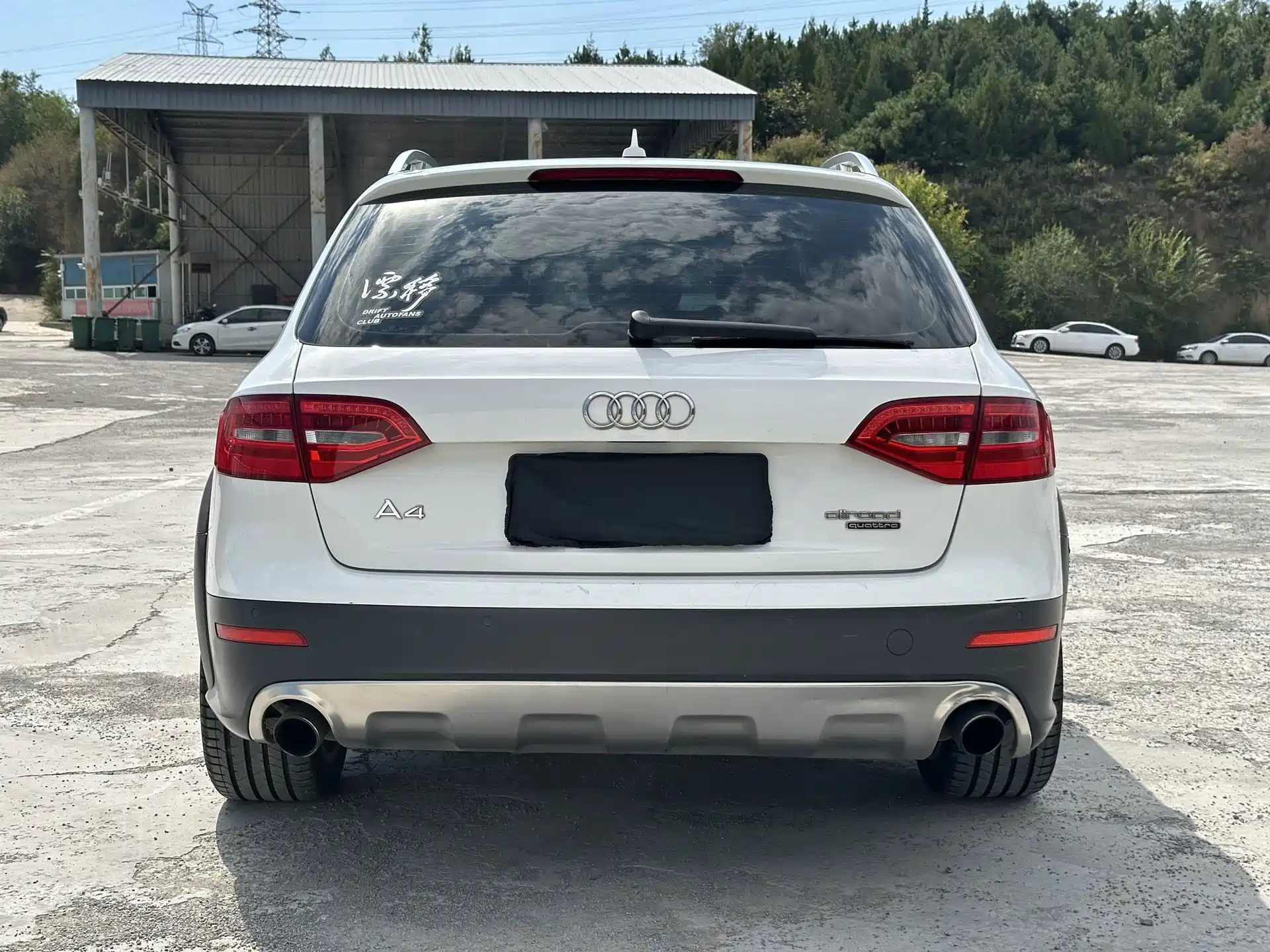 Фото 8 - Audi A4 (Import)