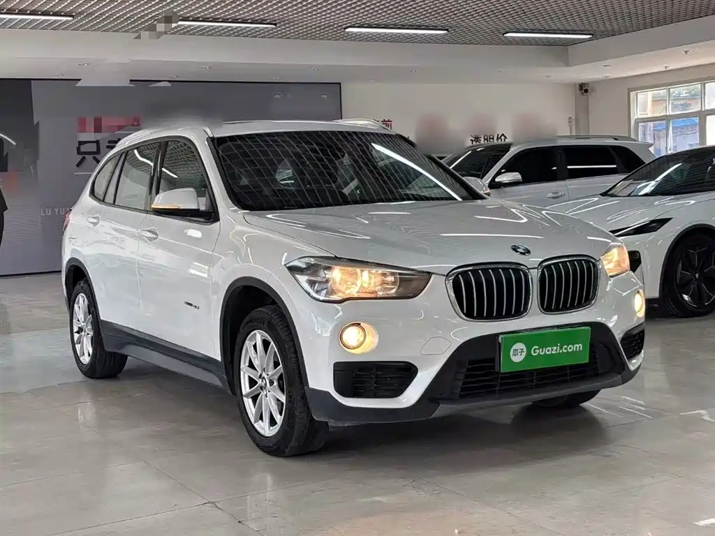 BMW X1 2018 sDrive18Li Fashion Model фото 4