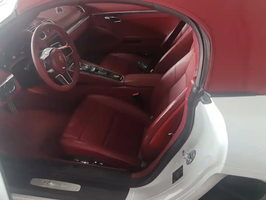 Porsche Boxster 2013 2013 Boxster 2.7L
