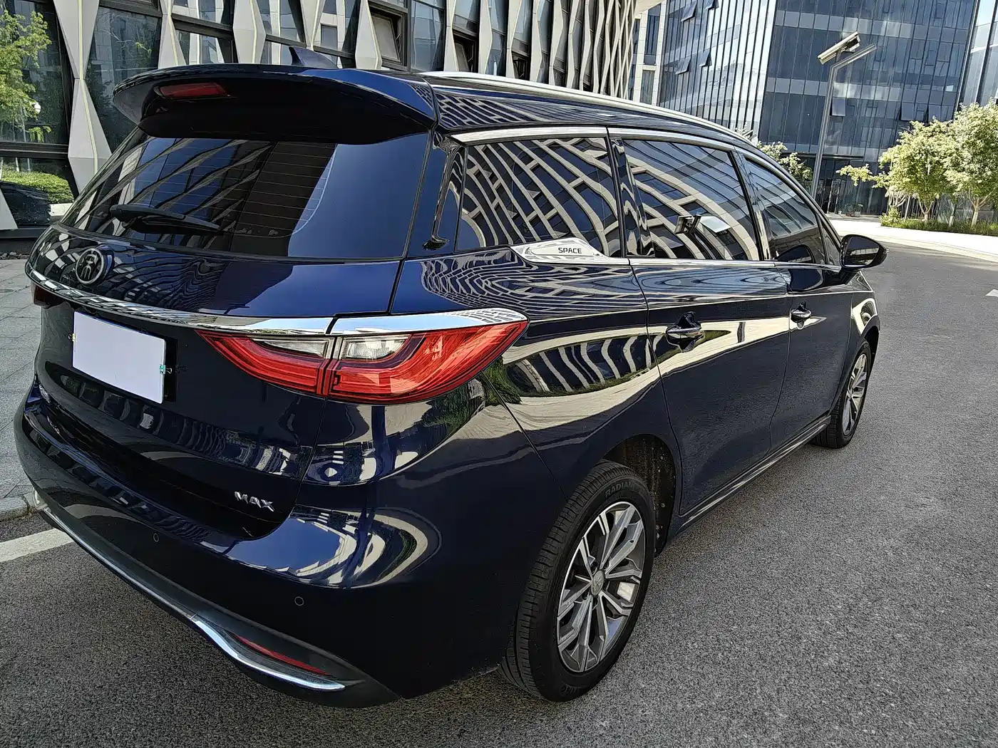 BYD Song MAX 2020 2019 1.5T Auto Smart Connected Sunroof 7-seater China VI