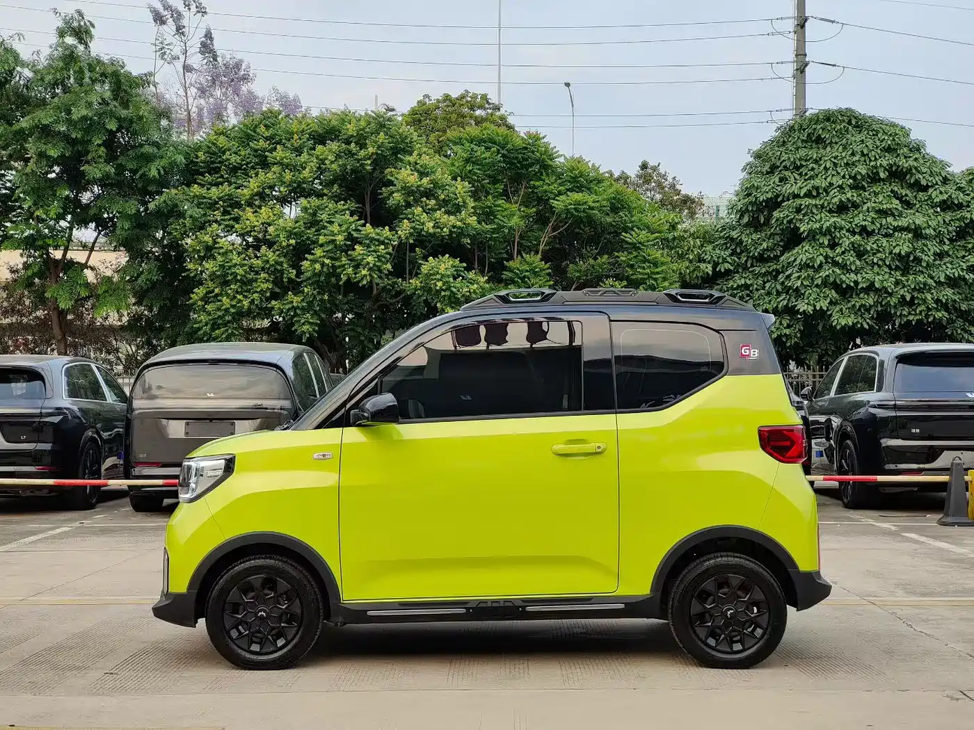 WULING AUTOMOBILE HONGGUANG MINIEV