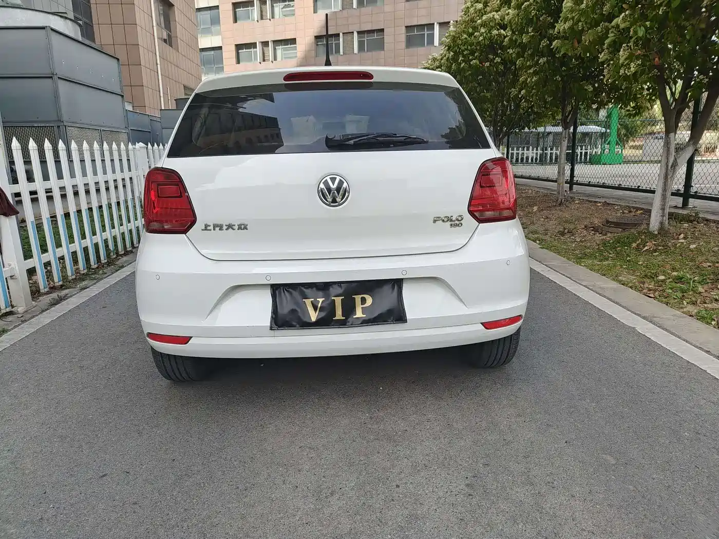 Volkswagen Polo 2018 1.5L Auto Safe Drive фото 9