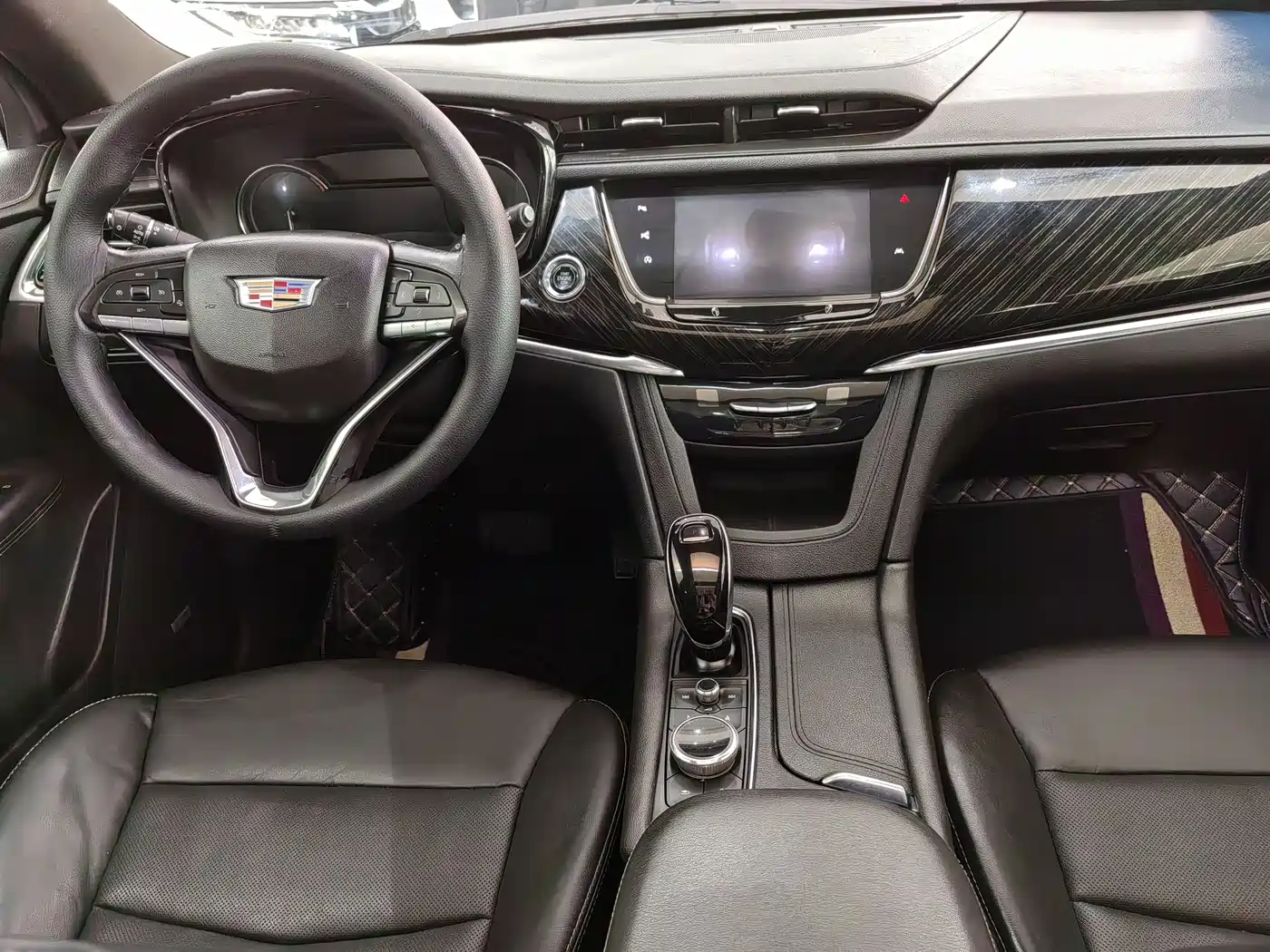 Cadillac XT6 2020 28T 6-Seater 4WD Luxury Model фото 12