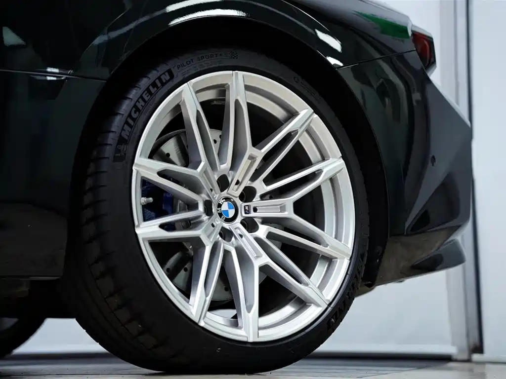 BMW M2 2024 M2 фото 25