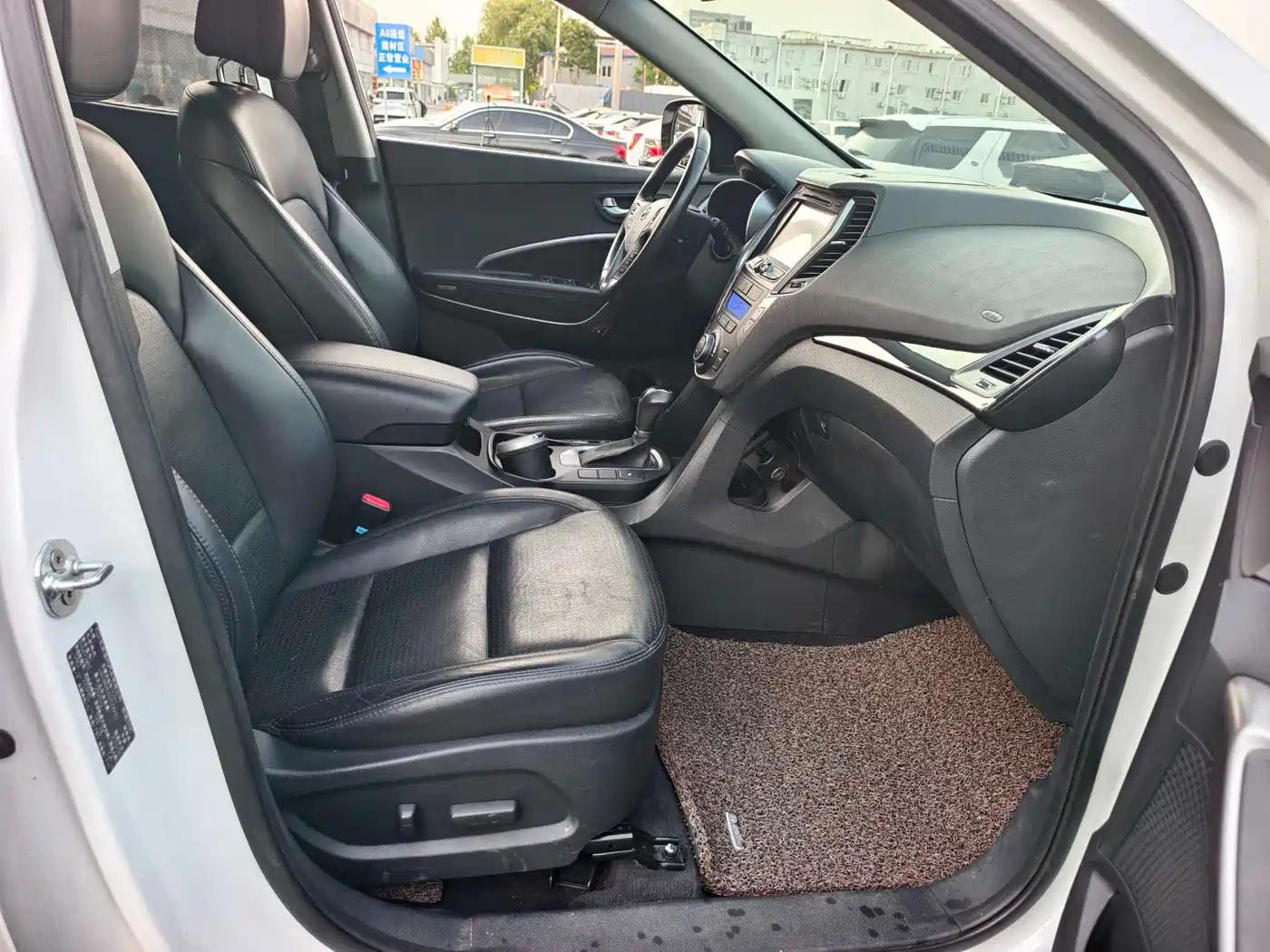 Hyundai Santa Fe 2013 2.4L Automatic AWD Premium фото 18
