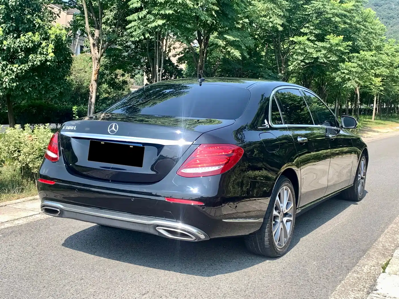 Mercedes-Benz E-Class 2018 E 200 L фото 4