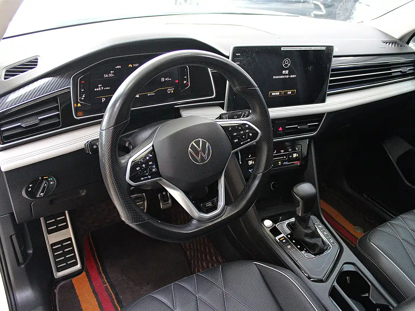 Volkswagen Tiguan L 2023 330TSI Auto 2WD R-Line Premium Edition фото 5