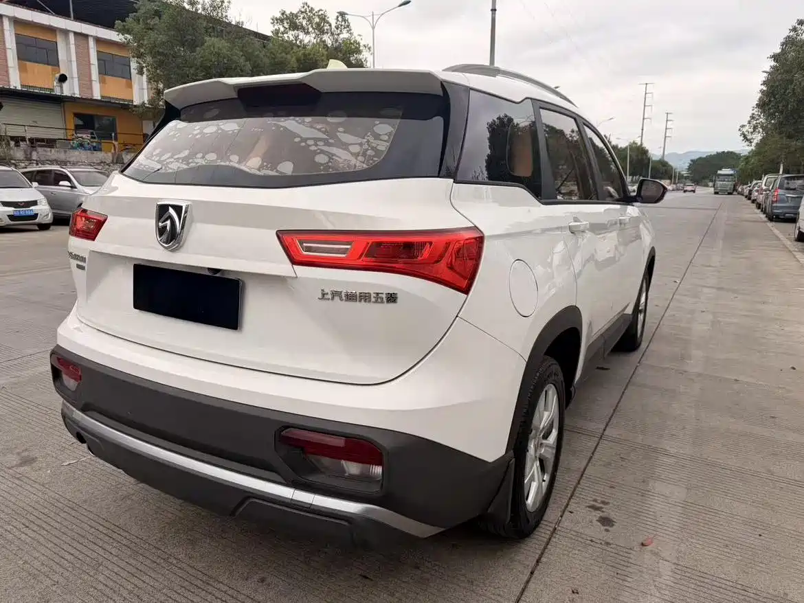 Baojun 530 2020 2020 1.5T Manual Comfort 6-seater