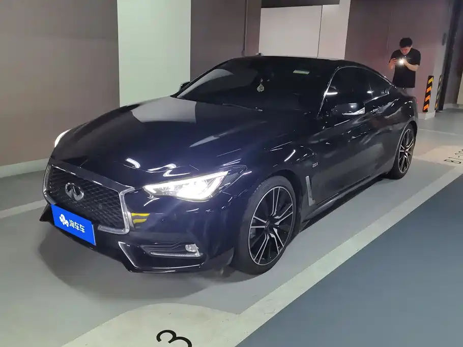 Infiniti Q60