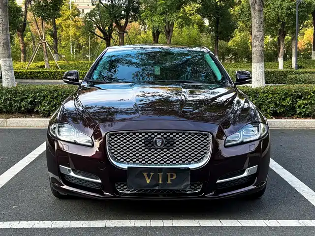 jaguar xj