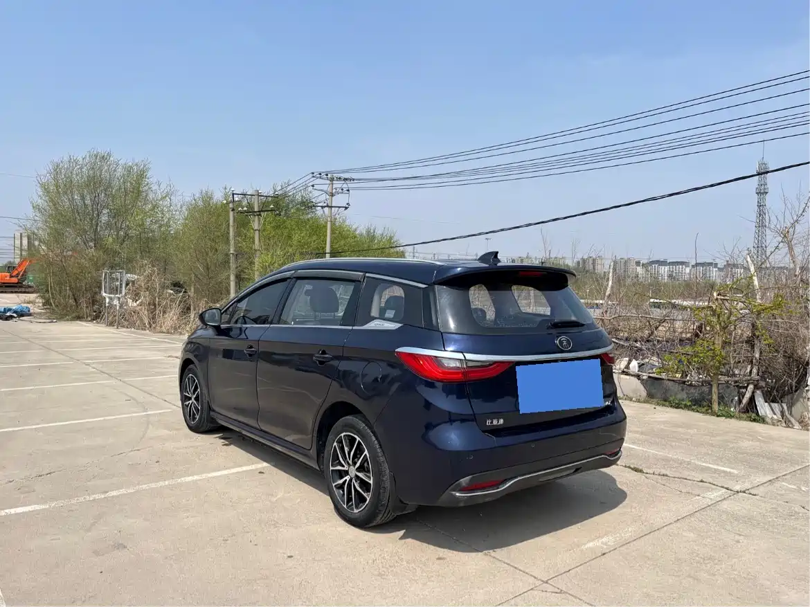 BYD Song MAX 2017 1.5T Auto Smart Connect Premium 7-seater фото 16