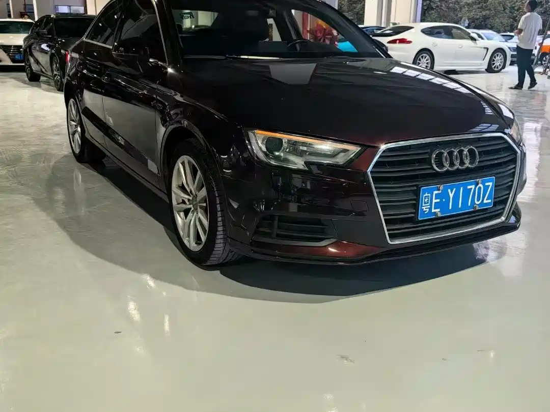 Audi A3 2017 Limousine 35 TFSI Progressive фото 7