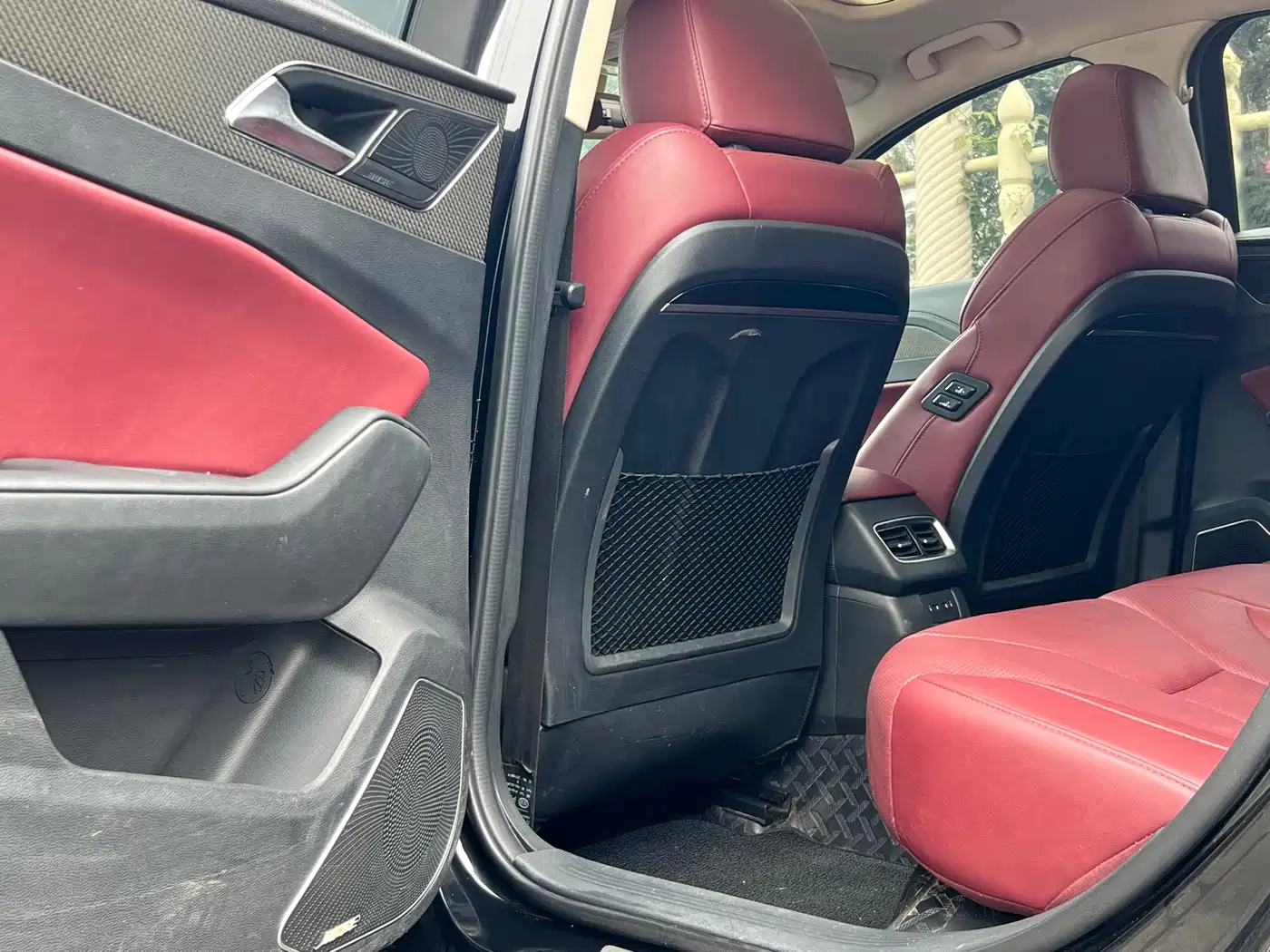 Hongqi H5 2022 Classic 1.8T Auto Smart Connect Flagship Comfort Edition фото 8