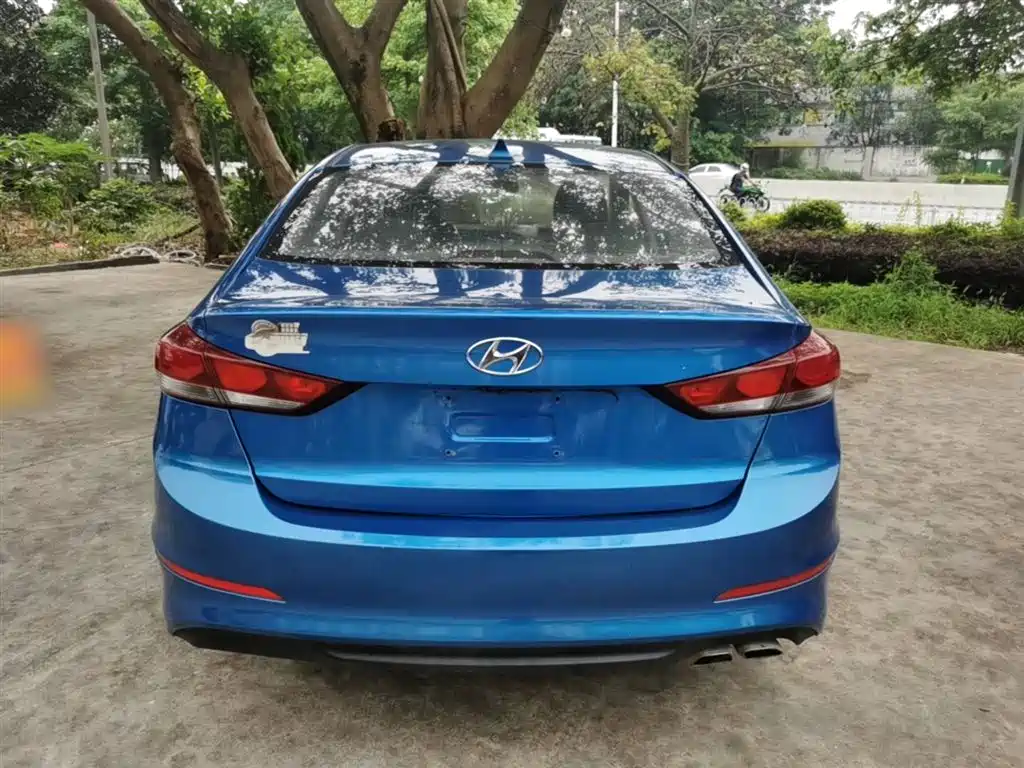 Hyundai Elantra 2018 1.4T DCT Dynamic·Vitality Model фото 6
