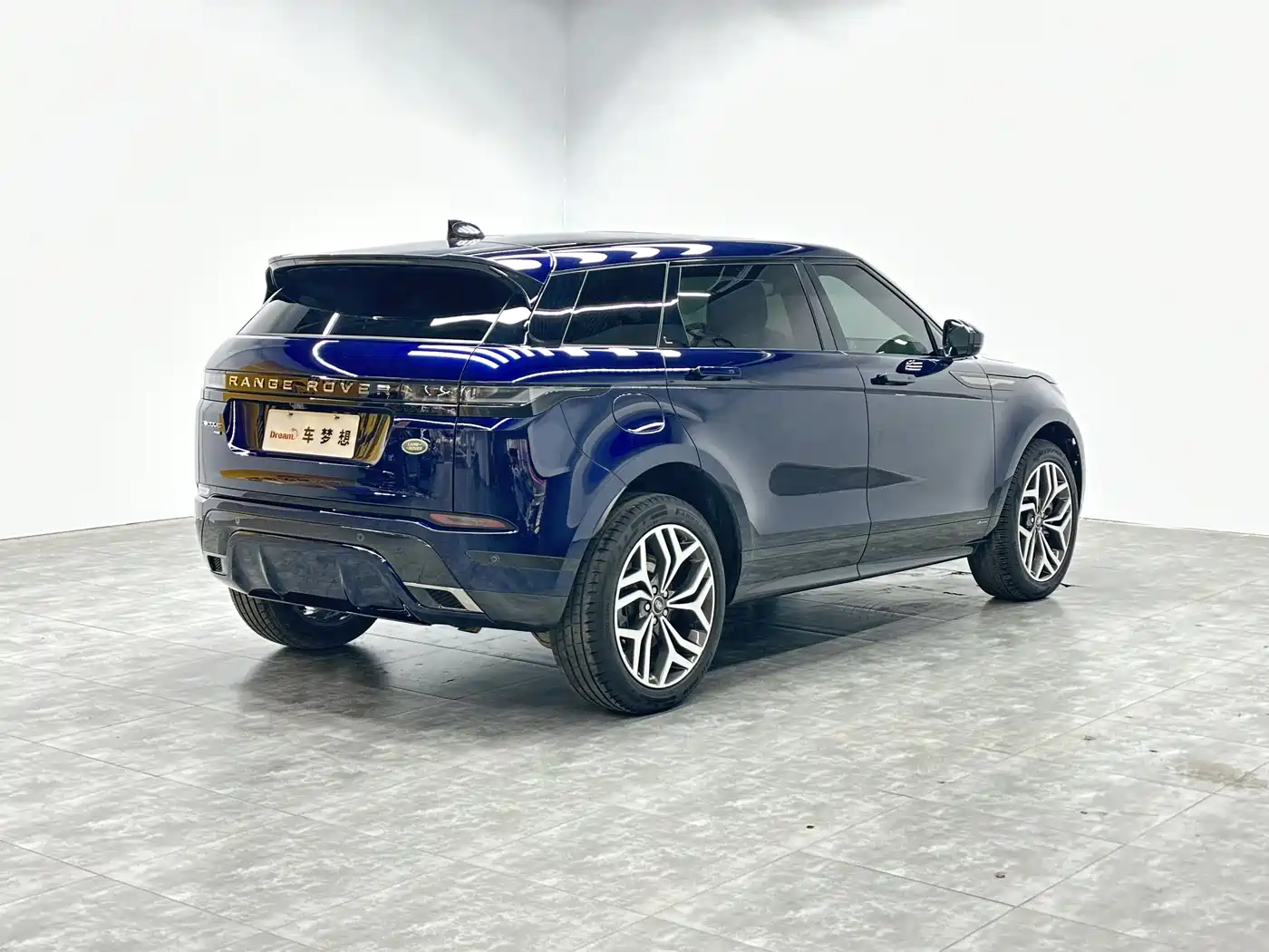 Land Rover Range Rover Evoque 2021 Range Rover Evoque L 249PS R-Dynamic S Performance Edition фото 3