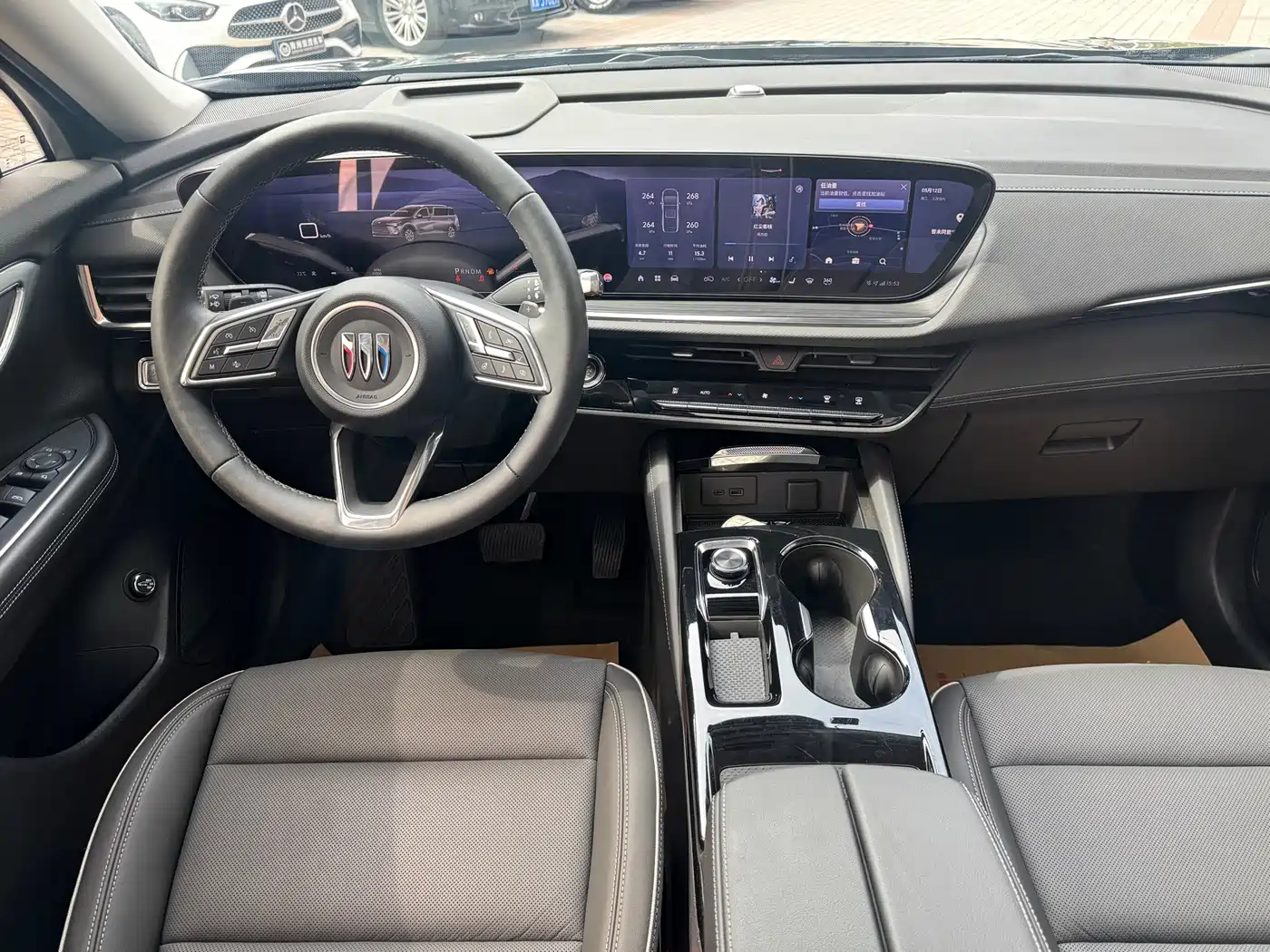 Buick Envision Plus 2025 Enclave Plus 28T 2WD Platinum Edition фото 13