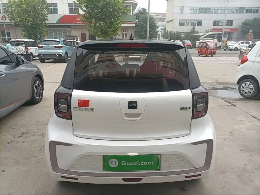 JAC Yiwei Yttrium Flower Fairy 2024 2024 Beloved Edition 301km Lite