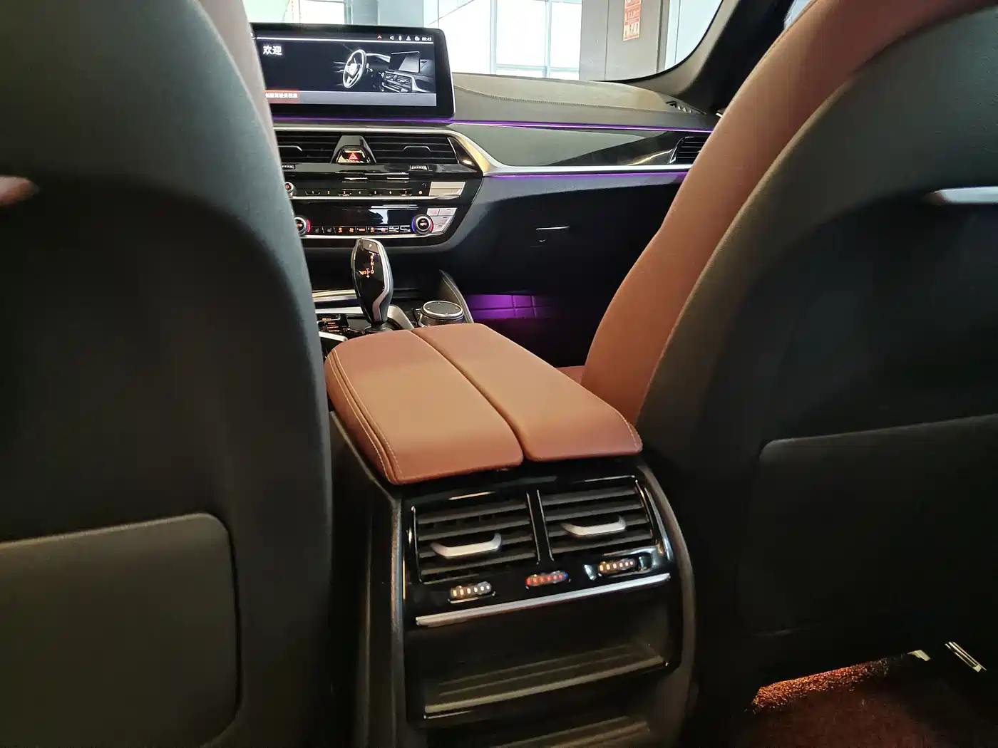 BMW 5 Series 2022 525Li M Sport Package фото 14