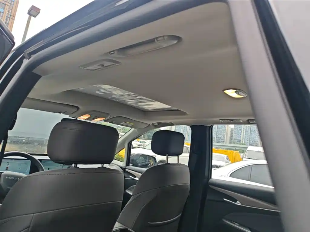 SAIC Maxus Maxus G50 PHEV 2025 Pilot Edition фото 18