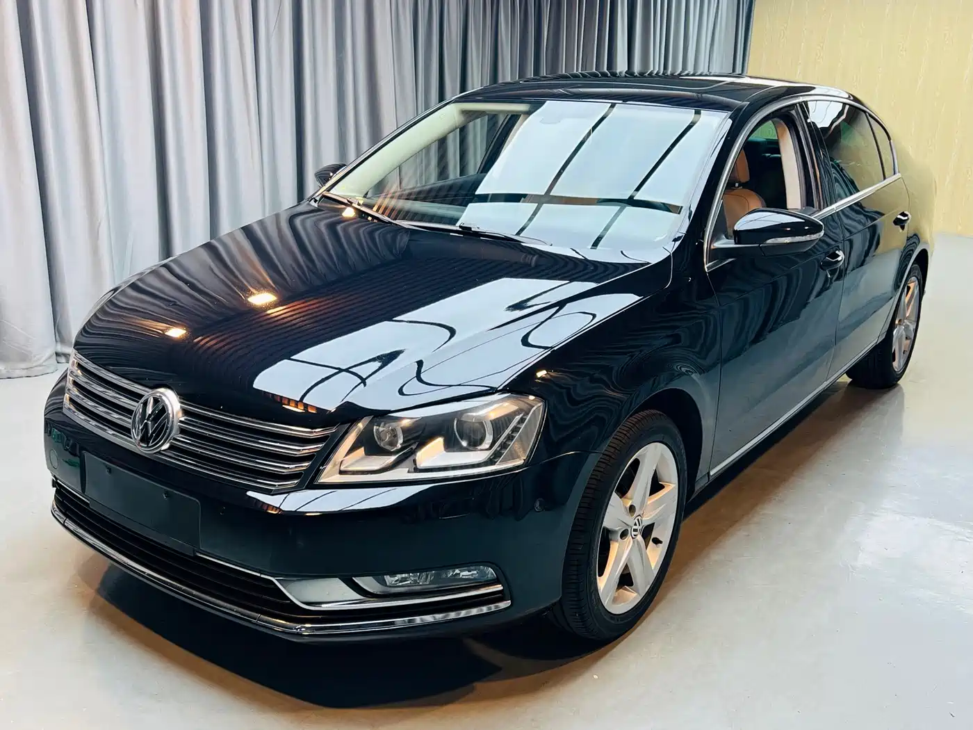 Volkswagen Magotan 2012 Facelift 2.0TSI Supreme