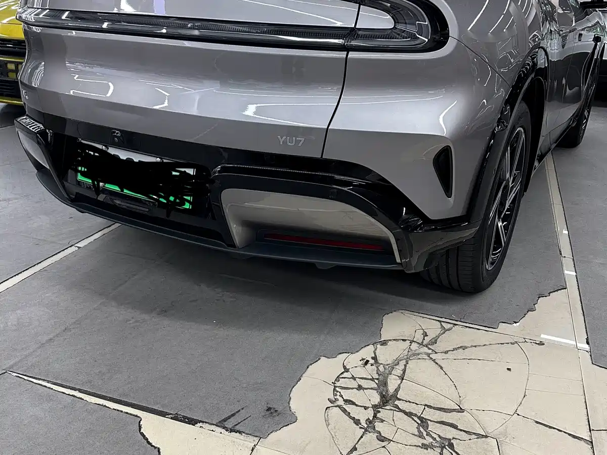 Xiaomi Auto Xiaomi YU7 2025 Extended Range AWD Pro фото 14